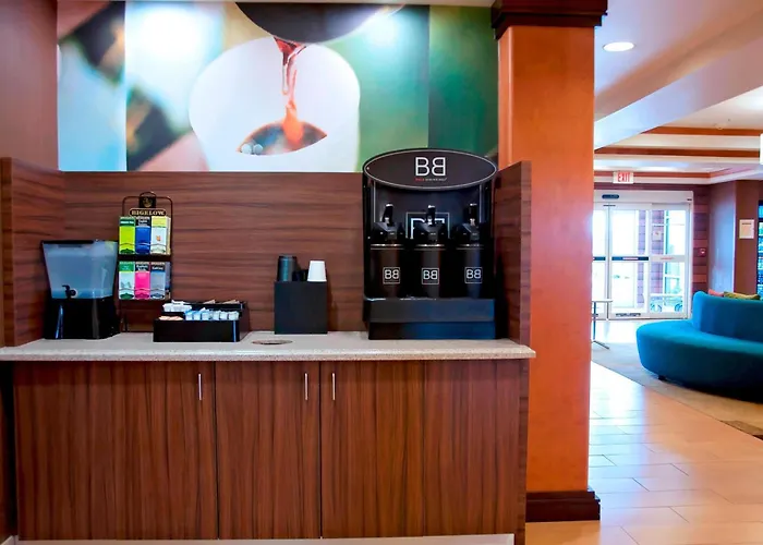 Fairfield Inn & Suites Ames
