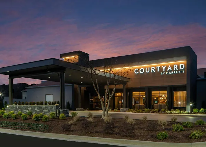 Courtyard By Marriott Memphis Airport