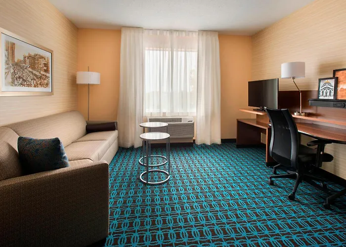 Fairfield Inn & Suites By Marriott Buffalo Amherst/University