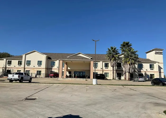 Yorktown Inn And Suites