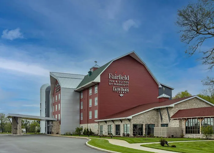 Fairfield Inn & Suites By Marriott Fair Oaks Farms