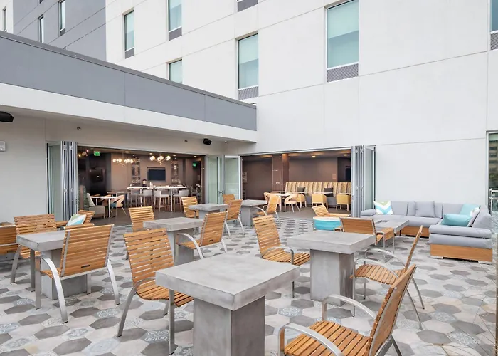 Element Downtown East