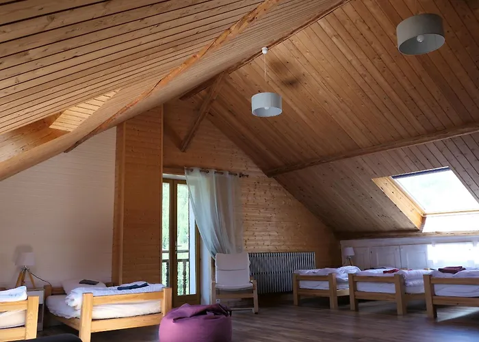 Auberge Les 1000 Cols, Anciennement Val D Azur