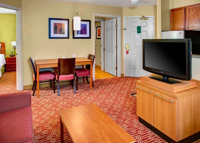 Towneplace Suites By Marriott Cleveland Westlake