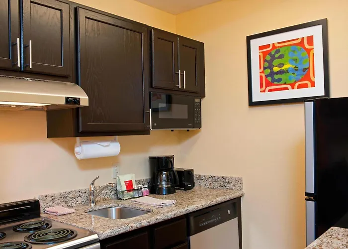 Mainstay Suites Bloomington Near University