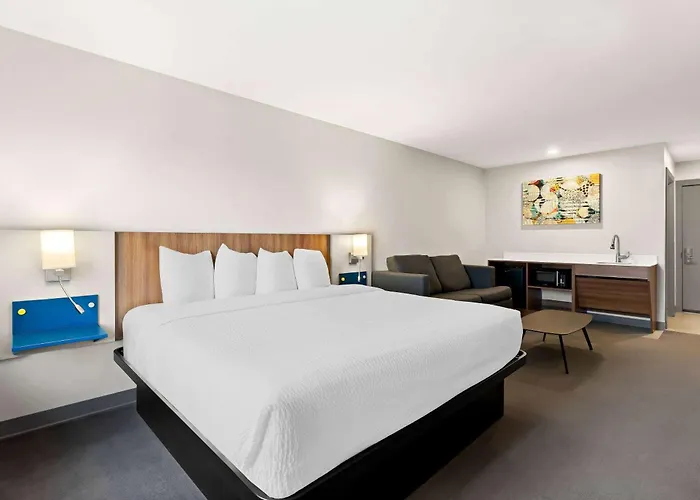 Holiday Inn Express & Suites George - Quincy South By Ihg
