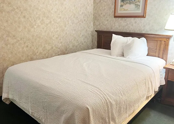 Blue Way Inn & Suites La Crosse