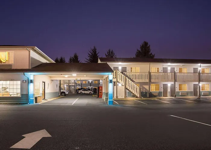 Super 8 By Wyndham Crescent City