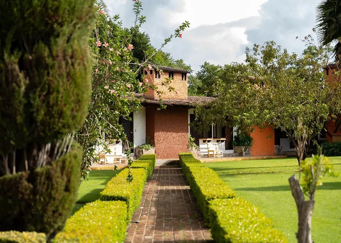 Hotel Rancho Las Margaritas