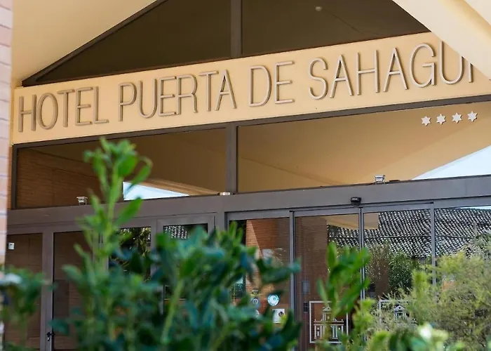 Hotel Puerta De Sahagun