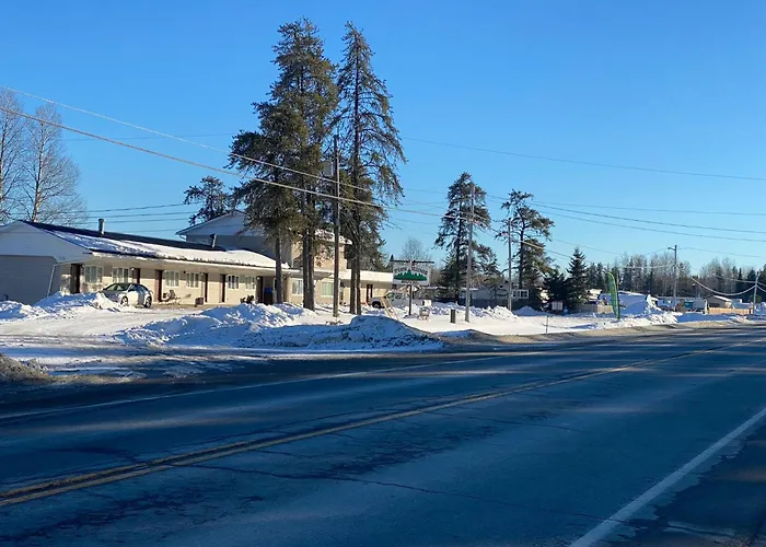 Pine Ridge Motel