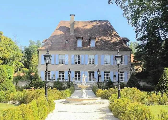 Domaine De La Barde Guest Rooms And Suites.
