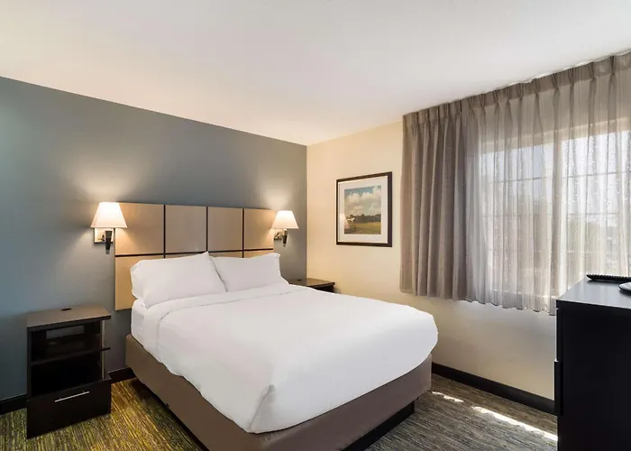 Sonesta Simply Suites Nashville Brentwood