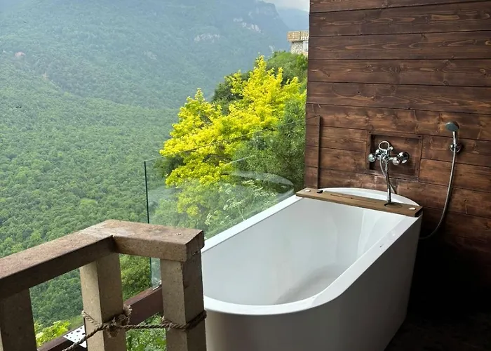 Lastiver Resort