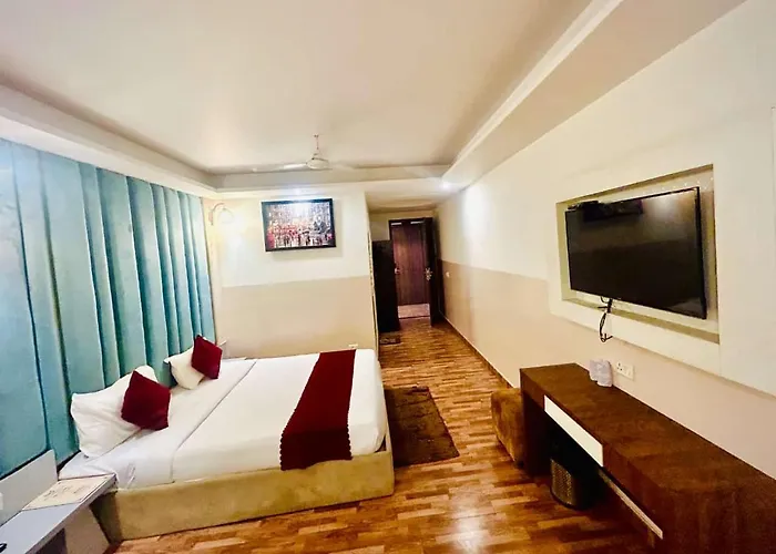 Hotel Airport City