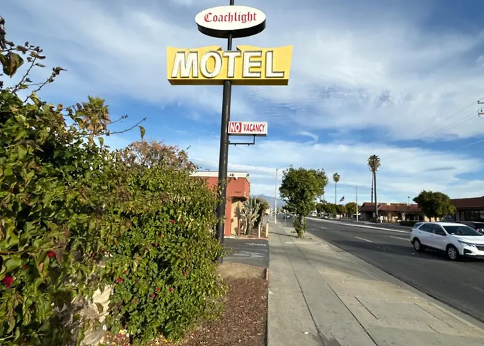 Coachlight Motel