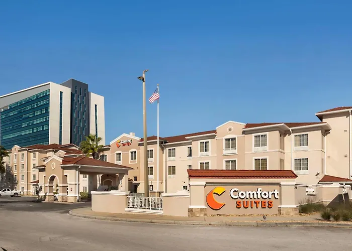 Comfort Suites Downtown