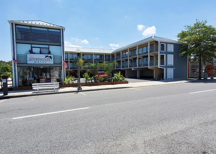 Crosswinds Motel