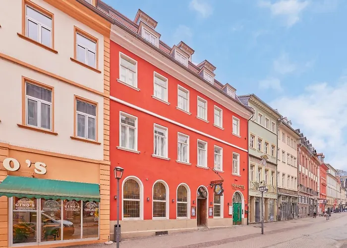 Hip Hotel
