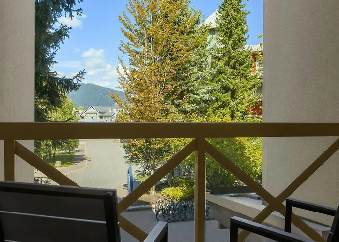 Delta Hotels By Marriott Whistler Village Suites