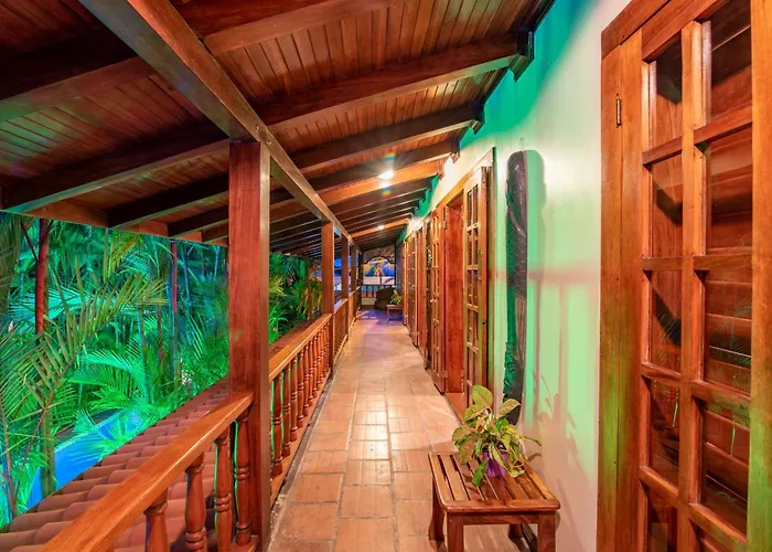 Hotel Villas Lirio