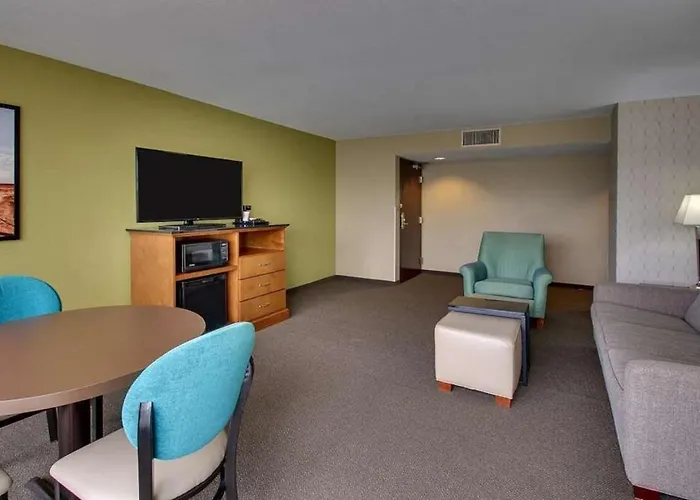 Heritage Inn Suites Houston Sugar Land, Trademark By Wyndham