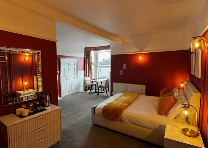 The Golden Lion Hotel Leyburn