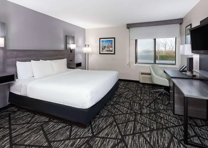 La Quinta Inn By Wyndham Cleveland