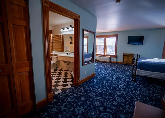 Nuk'S Executive Suites