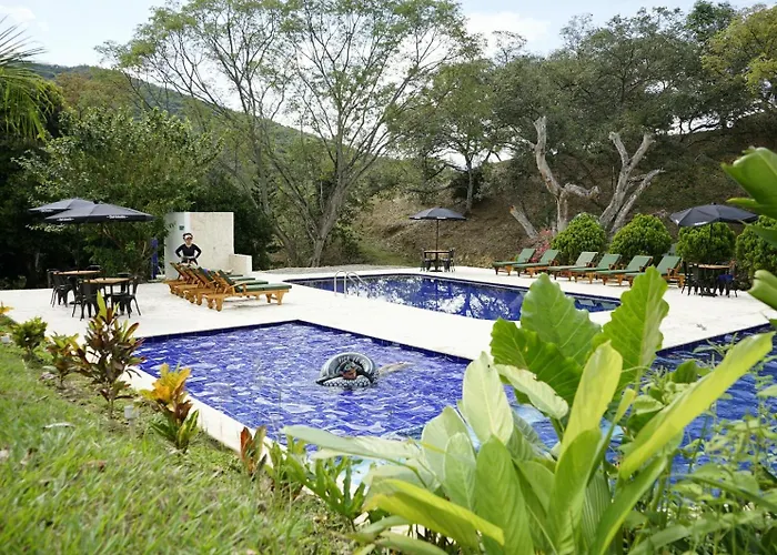 Tres Lagos Hotel
