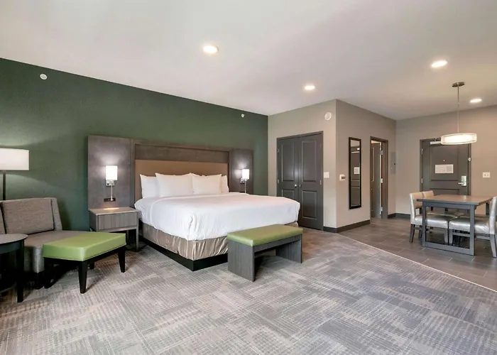 Best Western Plus Fillmore Inn & Suites