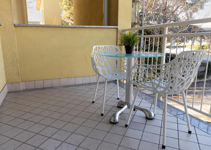Hotel Giallo Noceto