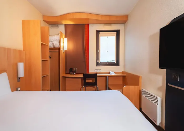 Ibis Paris Pont De Suresnes Longchamp