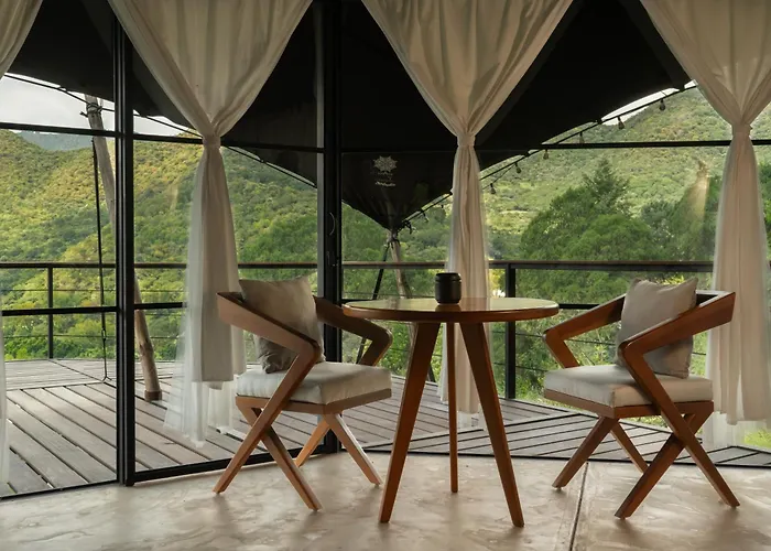 Flora y Fauna Hotel Boutique Rural