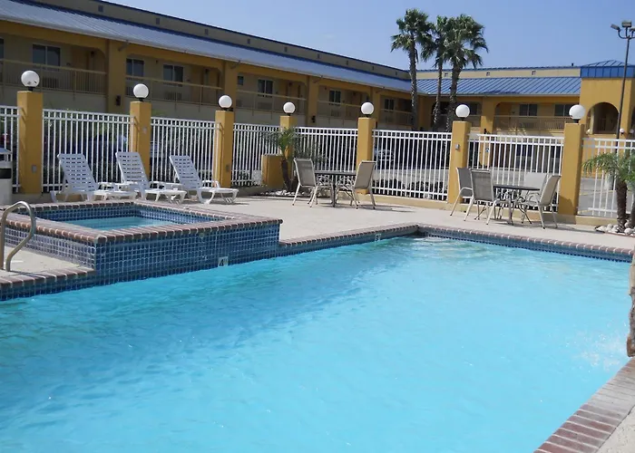 Rodeway Inn & Suites Corpus Christi Northwest