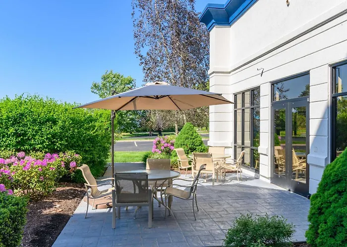 Hampton Inn & Suites Hartford-Manchester