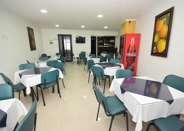 Hotel Zafiro Plaza