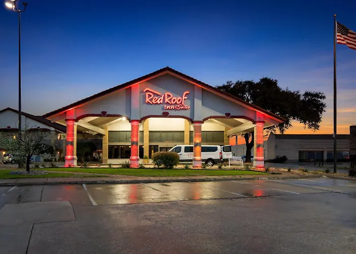 Red Roof Inn & Suites Irving - Dfw Airport South