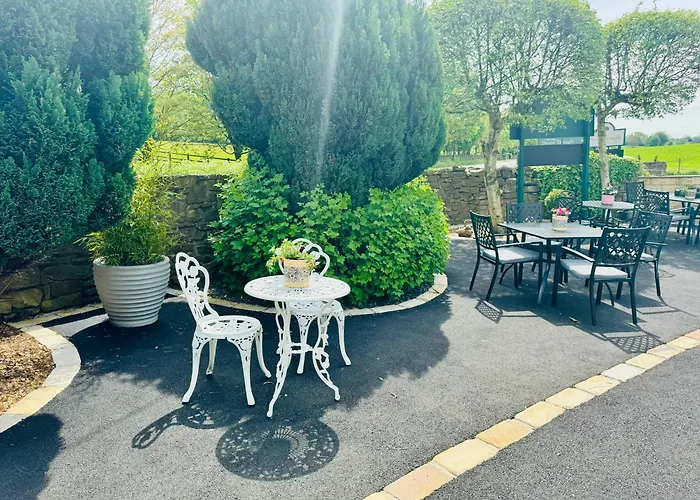The Old Stone Trough Country Hotel