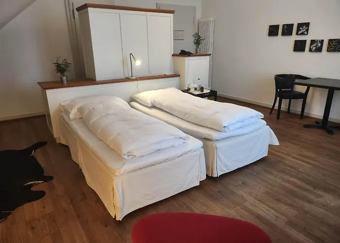 Hotel im Schlosspark Binningen