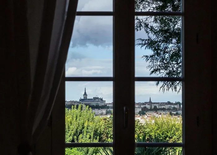 Bed and Breakfast Champ Fleuri à Angoulême