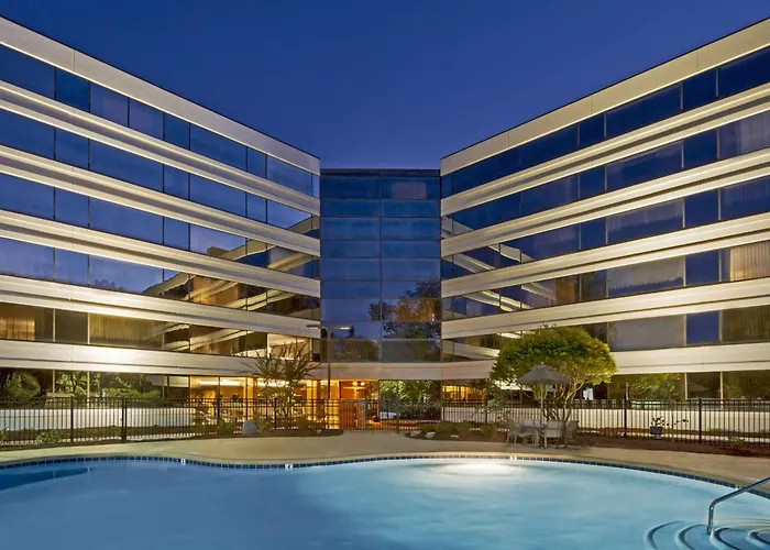 Hilton Durham Near Duke University
