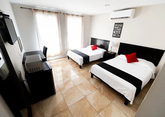 Boca Inn Hotel & Suites