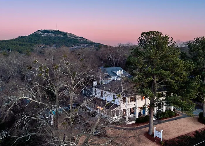 Stone Mountain Manor