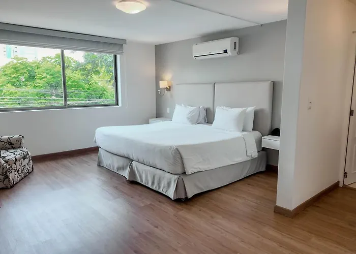 El Golf Hotel Boutique