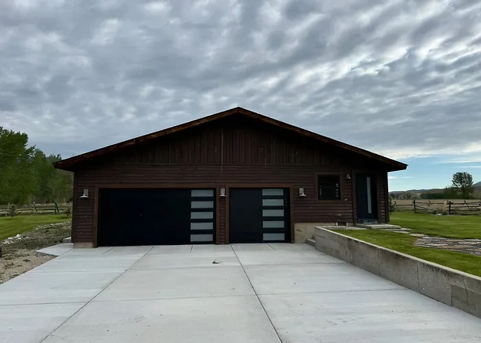 Sportsman Lodge Melrose Mt