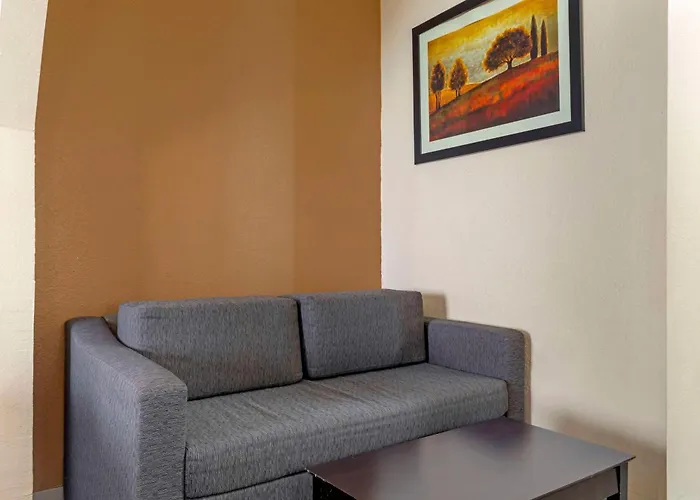 Quality Inn & Suites Wichita Falls I-44