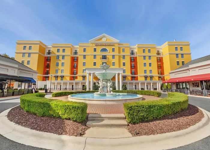 Hampton Inn & Suites South Park At Phillips Place Charlotte