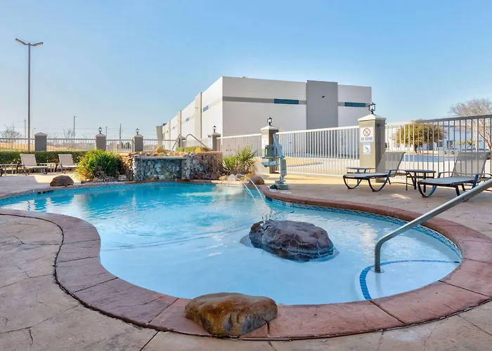 La Quinta By Wyndham Allen At The Village