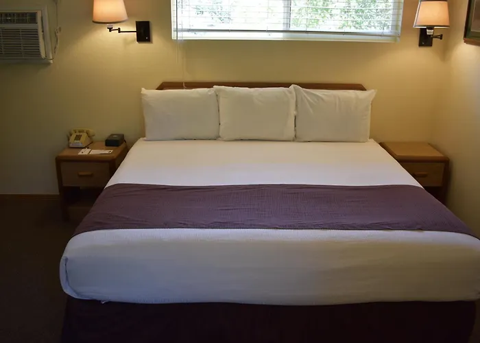 Lazy J Ranch Motel Three Rivers